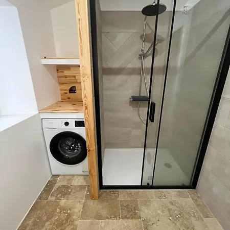 Pleasant Quiet House With Private Courtyard 度假居 *